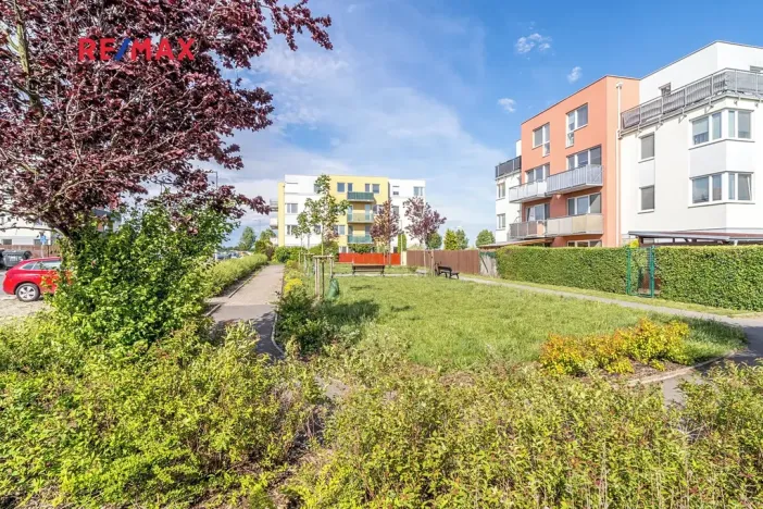 Pronájem bytu 3+kk, Jesenice, V Roháči I., 62 m2