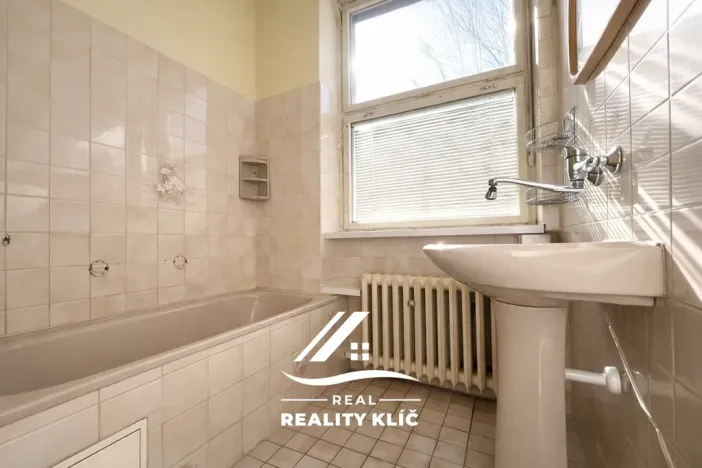 Prodej bytu 6+kk a větší, Kopřivnice, Obránců míru, 1407 m2