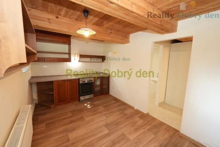 Pronájem bytu 1+1, Opava, Bochenkova, 55 m2