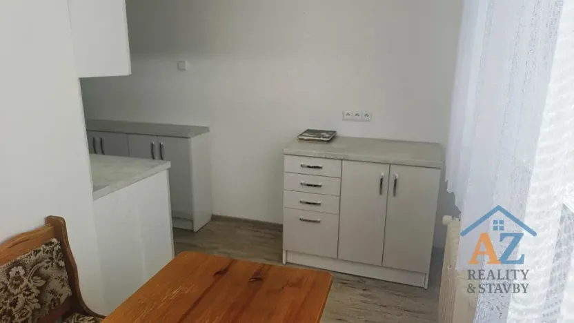 Prodej bytu 3+1, Chomutov, Tomáše ze Štítného, 68 m2