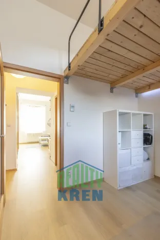 Prodej bytu 2+kk, Praha - Vokovice, Na krutci, 32 m2
