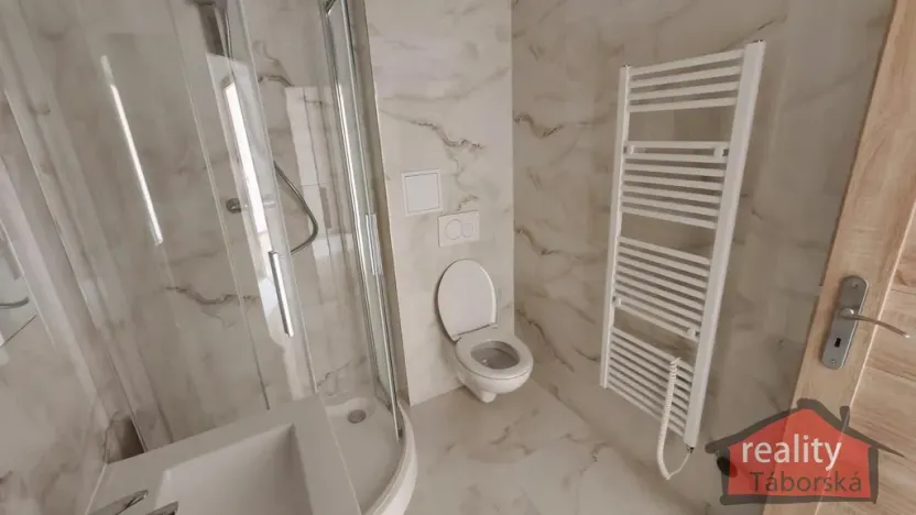 Prodej bytu 2+kk, Nupaky, Nupacká, 42 m2