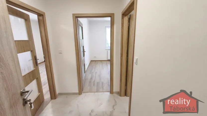 Prodej bytu 2+kk, Nupaky, Nupacká, 38 m2