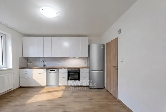 Pronájem bytu 2+kk, Praha - Chodov, Zakouřilova, 36 m2