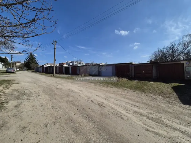 Prodej garáže, Šlapanice, 18 m2