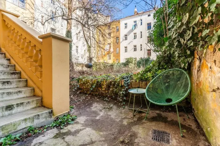 Prodej bytu 1+kk, Praha - Holešovice, Dukelských hrdinů, 26 m2