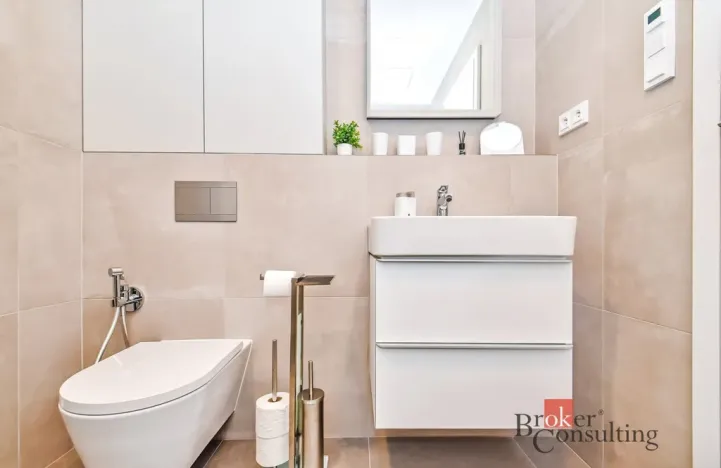 Pronájem bytu 1+kk, Praha - Nusle, Vrtbova, 36 m2