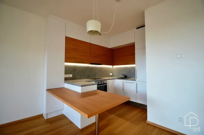 Pronájem bytu 2+kk, Praha - Libuš, Novodvorská, 48 m2