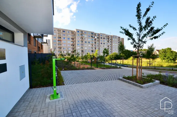 Pronájem bytu 2+kk, Praha - Libuš, Novodvorská, 48 m2