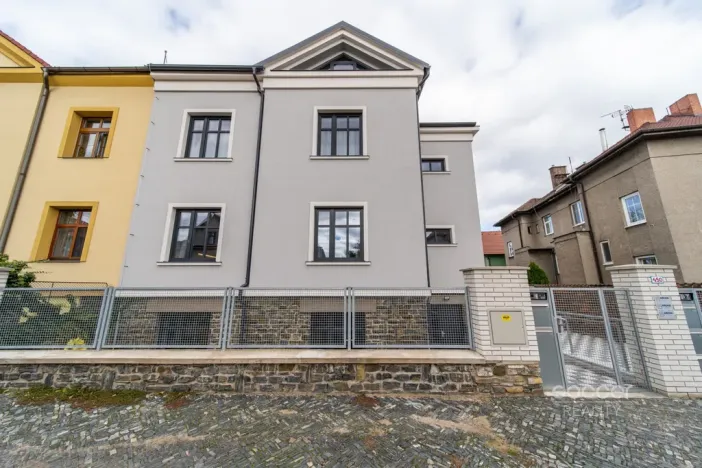 Pronájem bytu 2+kk, Kolín - Kolín II, V Zídkách, 99 m2