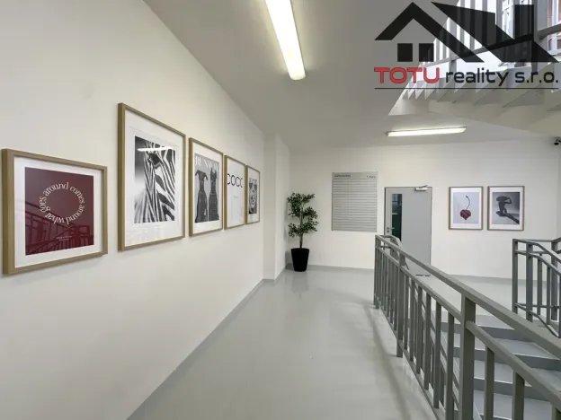 Pronájem kanceláře, Jaroměř, Jezbinská, 80 m2