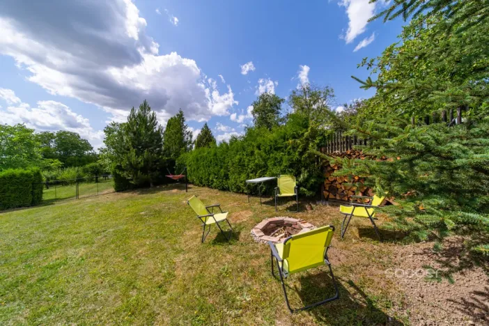 Pronájem chaty, Dobrovice - Úherce, 20 m2