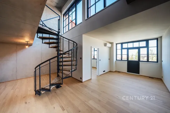 Prodej bytu 4+kk, Praha - Vysočany, Kolbenova, 100 m2