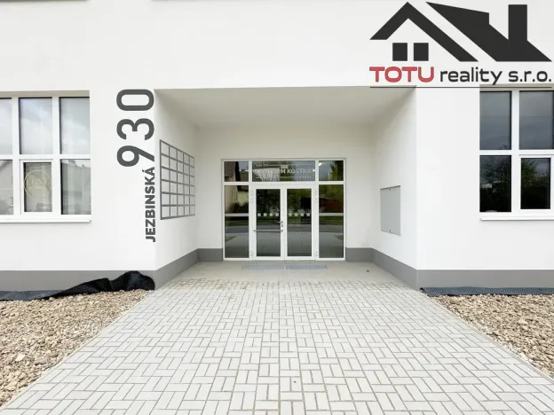 Pronájem kanceláře, Jaroměř, Jezbinská, 49 m2