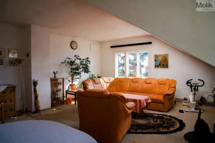 Prodej vícegeneračního domu, Dubí - Bystřice, Ležáky, 291 m2