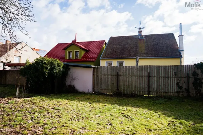 Prodej vícegeneračního domu, Dubí - Bystřice, Ležáky, 291 m2