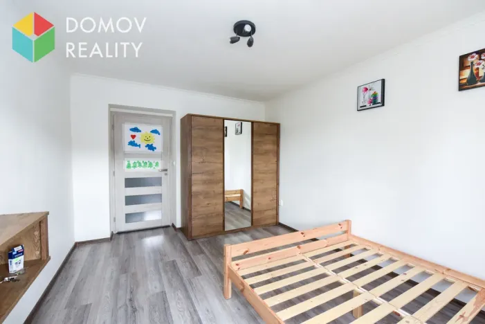 Prodej bytu 3+kk, Králův Dvůr, Pod Hájem, 57 m2