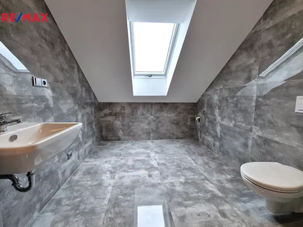 Pronájem bytu 2+1, Lochovice, 96 m2