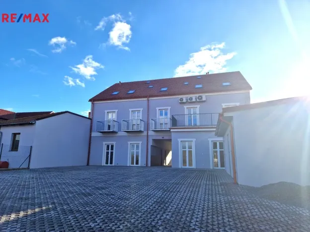 Pronájem bytu 2+1, Lochovice, 96 m2