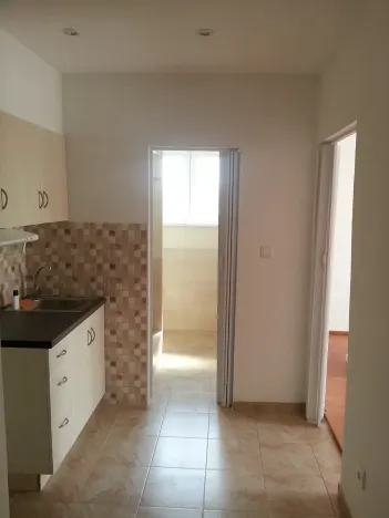 Pronájem bytu 1+kk, Praha - Vinohrady, Nad olšinami, 48 m2