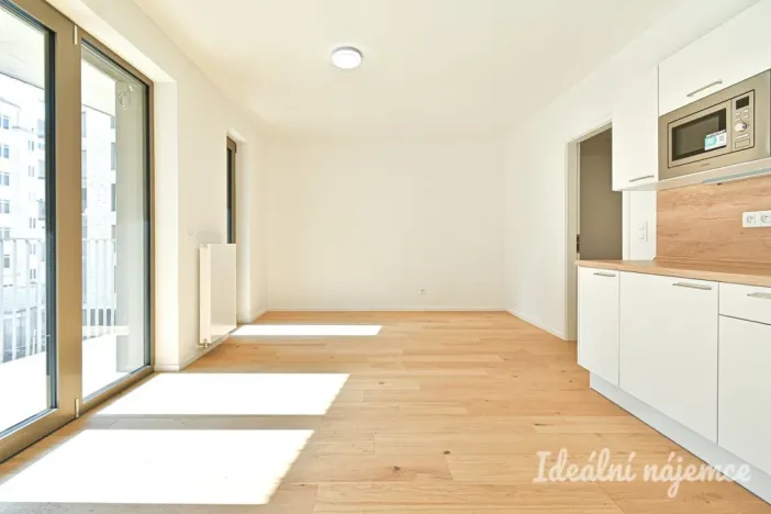 Pronájem bytu 1+kk, Brno - Zábrdovice, Bratislavská, 34 m2