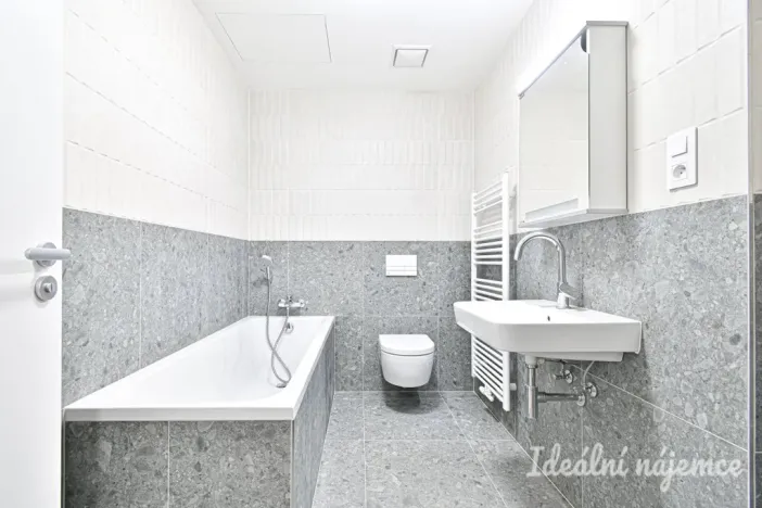 Pronájem bytu 1+kk, Brno - Zábrdovice, Bratislavská, 34 m2