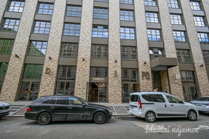 Pronájem bytu 1+kk, Brno - Zábrdovice, Bratislavská, 34 m2