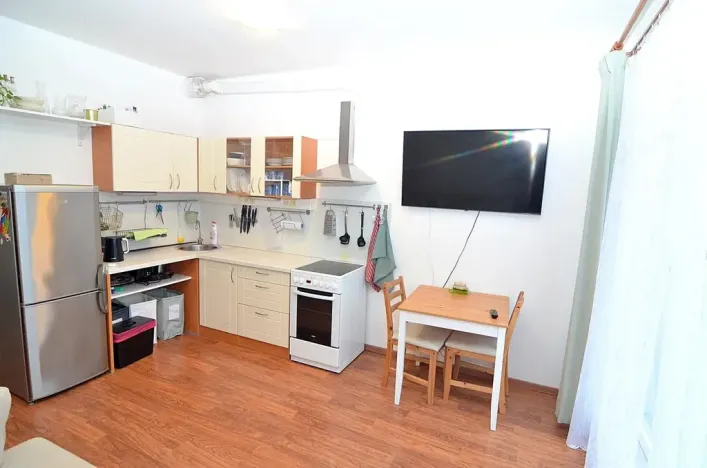 Pronájem bytu 1+kk, Praha - Malešice, Počernická, 34 m2