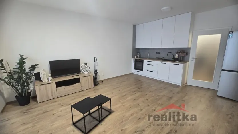 Pronájem bytu 1+kk, Opava - Předměstí, Císařského pluku, 42 m2