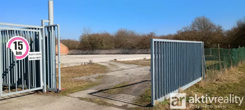 Pronájem komerčního pozemku, Kosmonosy, Víta Nejedlého, 2500 m2
