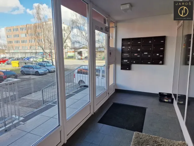 Prodej bytu 2+kk, Kladno, Vašíčkova, 42 m2