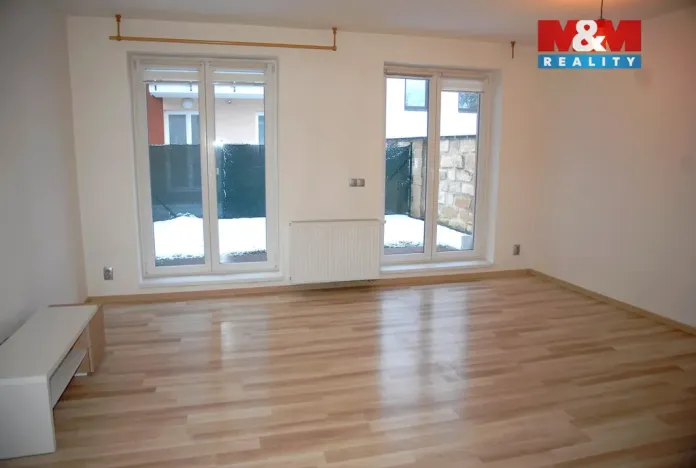 Pronájem bytu 2+kk, Jičín - Valdické Předměstí, Zahradní, 45 m2