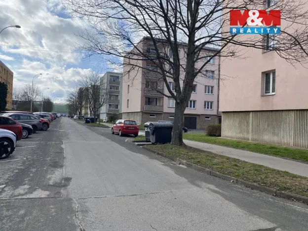 Pronájem garáže, Praha - Zličín, Nedašovská, 22 m2