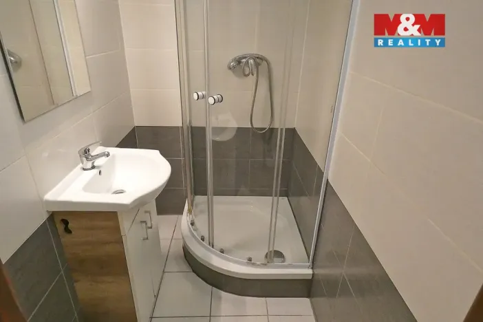 Pronájem bytu 2+kk, Čáslav - Čáslav-Nové Město, R. Těsnohlídka, 36 m2