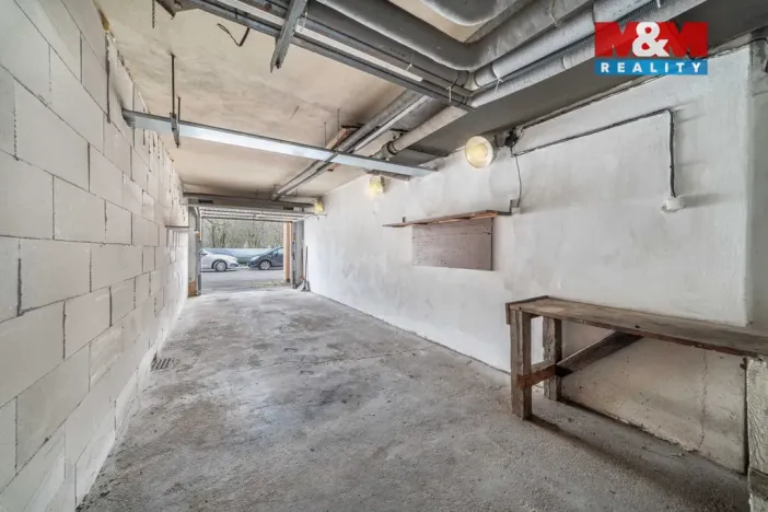 Prodej garáže, Praha - Malešice, Niederleho, 28 m2