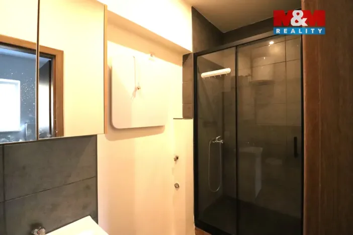 Pronájem bytu 1+1, Karlovy Vary - Rybáře, Sokolovská, 36 m2