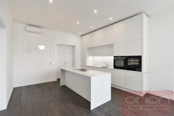 Pronájem bytu 4+kk, Praha - Vinohrady, Laubova, 137 m2