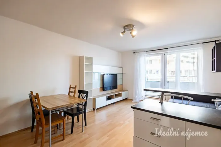 Pronájem bytu 2+kk, Praha - Stodůlky, Petržílkova, 56 m2