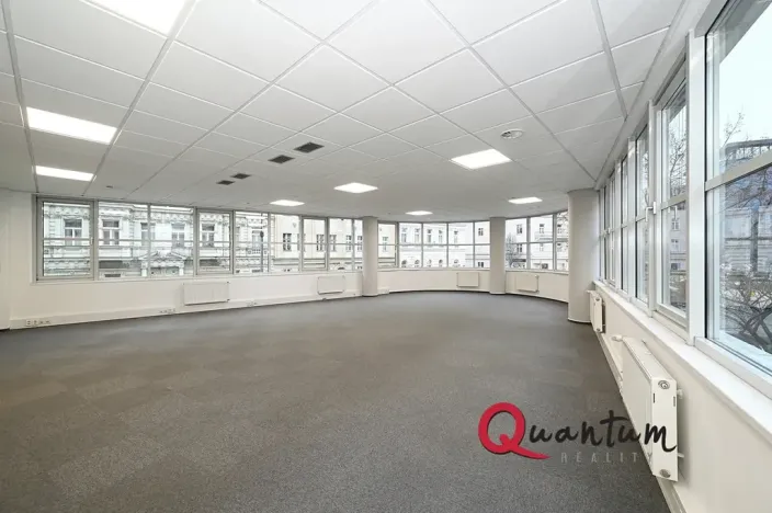 Pronájem kanceláře, Praha - Vinohrady, Šafaříkova, 123 m2