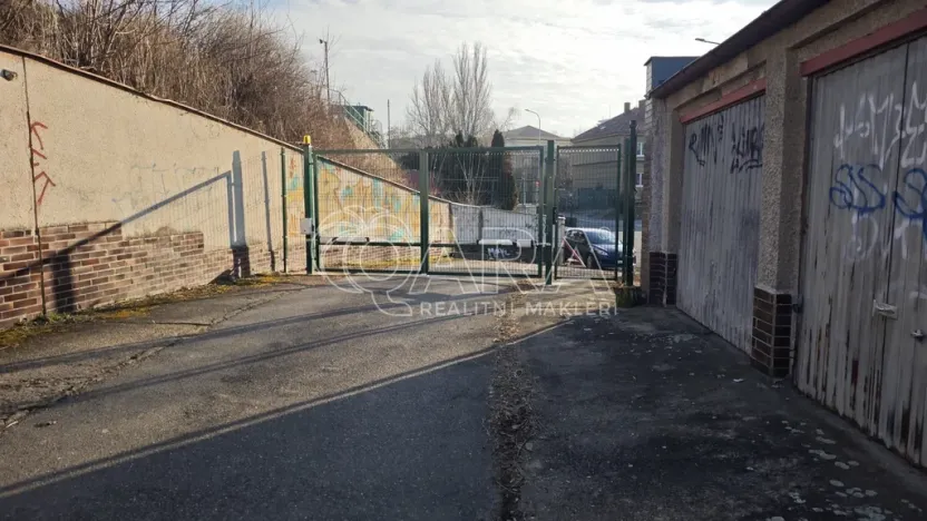 Pronájem garáže, Praha - Nusle, Pod Děkankou, 20 m2