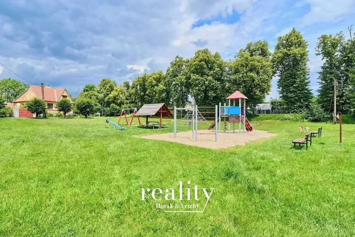 Prodej bytu 3+1, Šumná, 69 m2