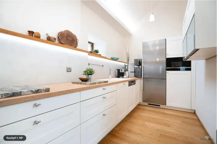 Prodej rodinného domu, Praha - Kyje, Hodějovská, 220 m2