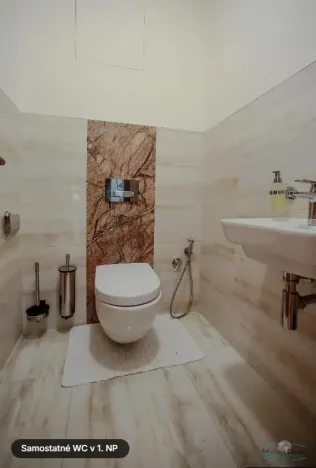 Prodej rodinného domu, Praha - Kyje, Hodějovská, 220 m2