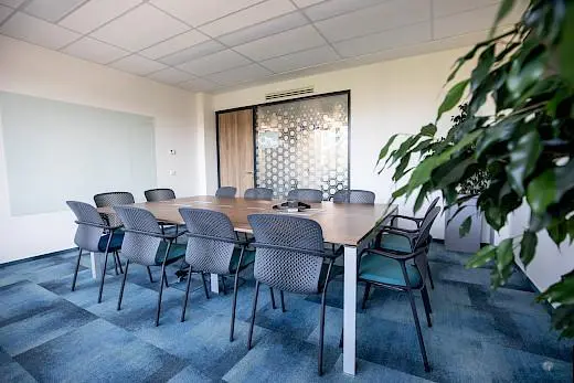 Pronájem obchodního prostoru, Praha - Dejvice, Evropská, 408 m2