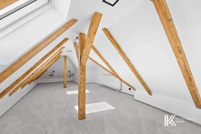 Prodej ubytování, Mladé Buky, 133 m2