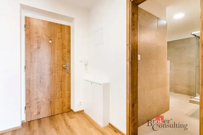 Pronájem bytu 1+kk, Brno - Kníničky, Hluboček, 32 m2