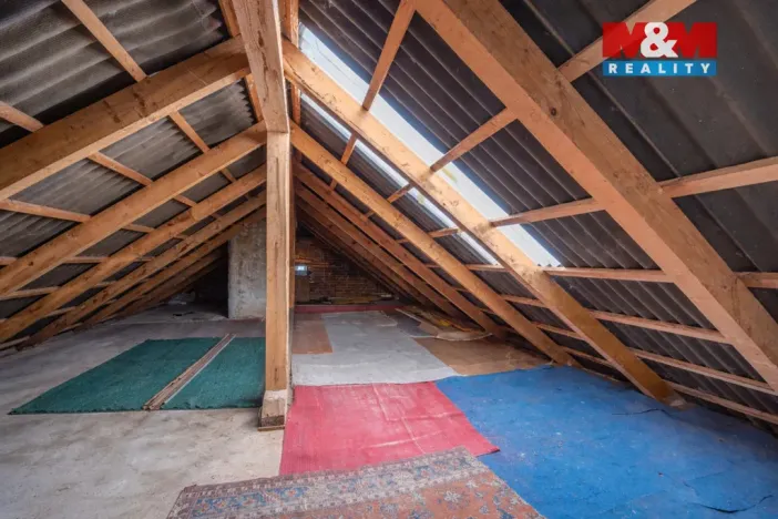 Prodej rodinného domu, Hradec Králové - Nový Hradec Králové, Husova, 92 m2