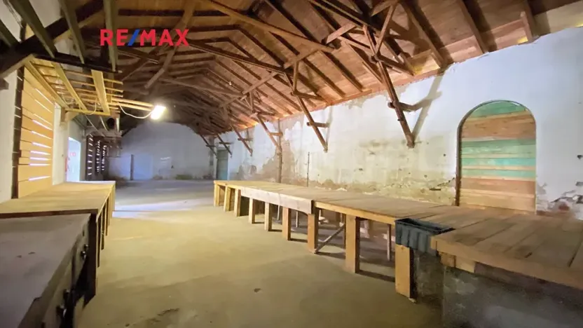 Pronájem skladu, Vikýřovice, 432 m2