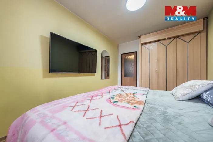 Prodej bytu 3+1, Příbram - Příbram V-Zdaboř, Družstevní, 71 m2