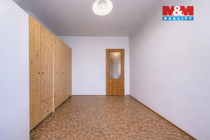 Prodej bytu 3+1, Příbram - Příbram V-Zdaboř, Družstevní, 71 m2